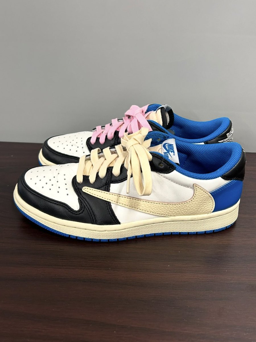 oreno_dry's tweet image. Travis Scott × Nike × Fragment 
Air Jordan 1 Low OG “Military Blue”

care cleaning &amp;amp;シューレース
スニーカーは基本洗えないのでケア的に👟

#travisscott #Nike #Fragment #airjordan #sneakers
 #スニーカー