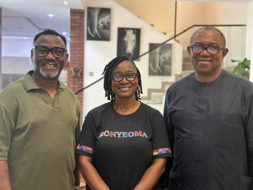 rev_yinkayusuf's tweet image. Peter Obi was in my house for the first time after starting the Obidient movement.
My dear friend His excellency Peter Obi was in our house this morning. For the first time, my wife and I told him the story of how I started the phenomenal Obidient movement from my office.
