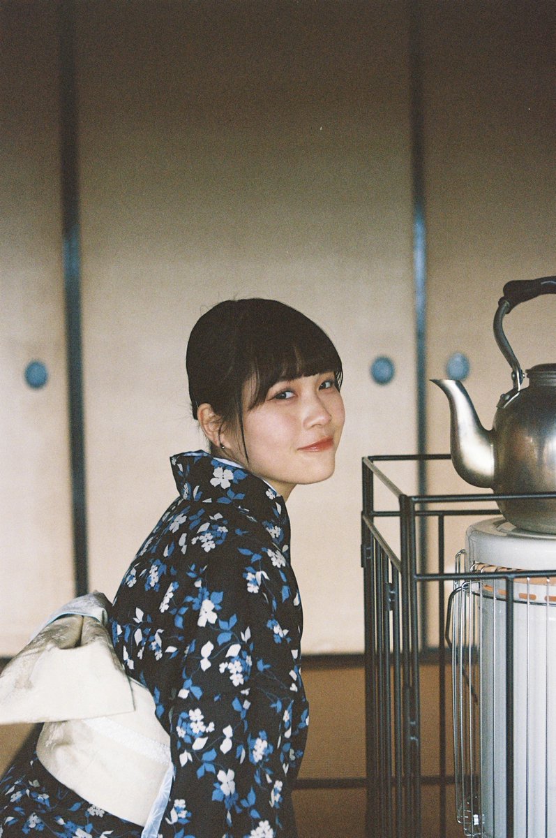 amanotaku_mA's tweet photo. 昭和(令和)
#フィルムカメラ
#CanonFX
#南はるかさんの透明感が好き
#南はるか 様( @m_hrk_photo )
#mer撮影会 様( @mer_photo )
#ポートレート
#一眼レフ
#写真好きな人と繋がりたい https://t.co/XdRrQVEg78