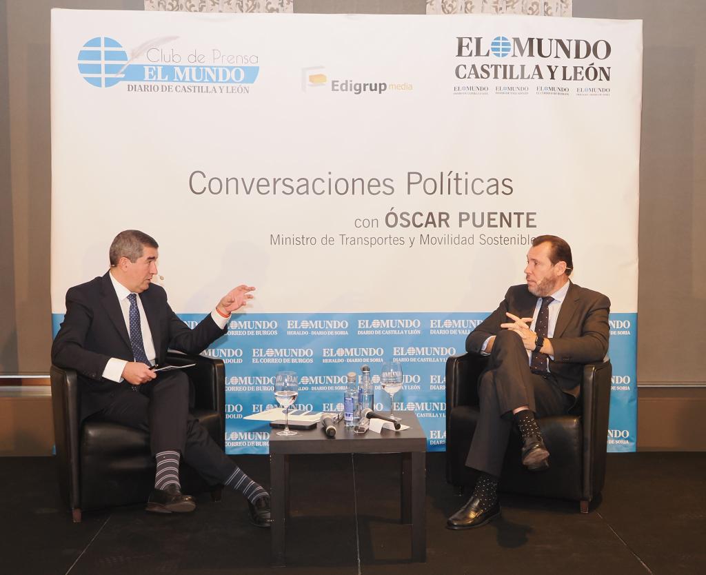 palaciosantaana's tweet photo. Hoy en #PalacioDeSantaAna hemos acogido el Club de Prensa 'Conversaciones Políticas' de El Mundo @diariovalladolid con el ministro @oscar_puente_  🗞️

@marriottbonvoy #ACValladolid #ACHotels #ACHoteles #ACMeetings

📷 @transportesgob https://t.co/hsBpMxflxH