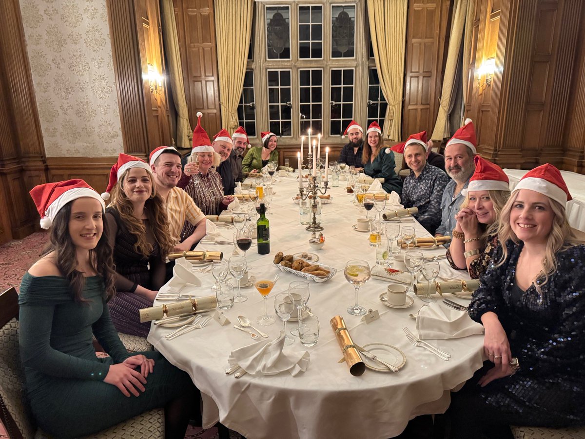 ESP_MedComm's tweet photo. The ESP team celebrated the end of a successful year empowering science into action, relaxing at a country house hotel and spa. We would like to thank our clients and wish all Happy Holidays and a prosperous New Year!
#happyholidays #MedComms #HealthComms https://t.co/TTEvFSTY4w