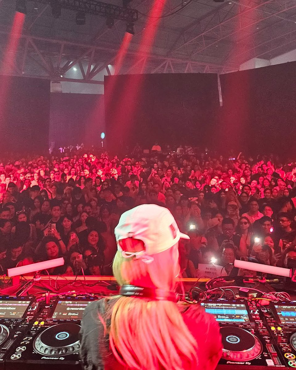 Hyoyeon_SNS's tweet photo. [INSTAGRAM] hyoyeon_x_x:
 Was so fun with you guys🫶🏻👍🏻
.
#DWP2024
#djdimension 💃🏼🕺🏼💃🏼

https://t.co/fbeINZVyvn https://t.co/JizxWvoE3m
