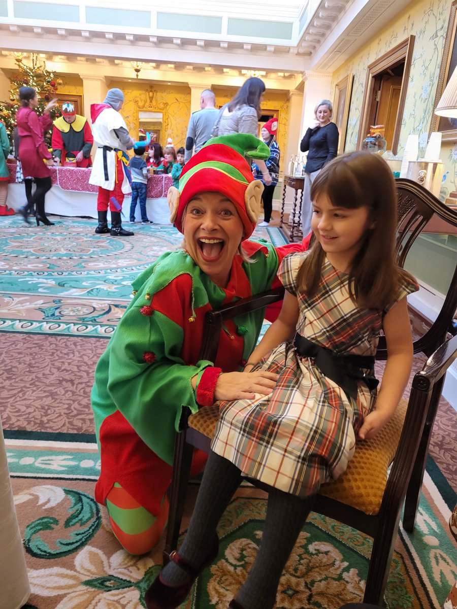 ovalartsdepot's tweet photo. It's Panto season, and I hope you get a chance to catch us.
#pantomimeseason #ohyesitis! #theatermode #laughterforyoursoul https://t.co/MvHZ9nb618