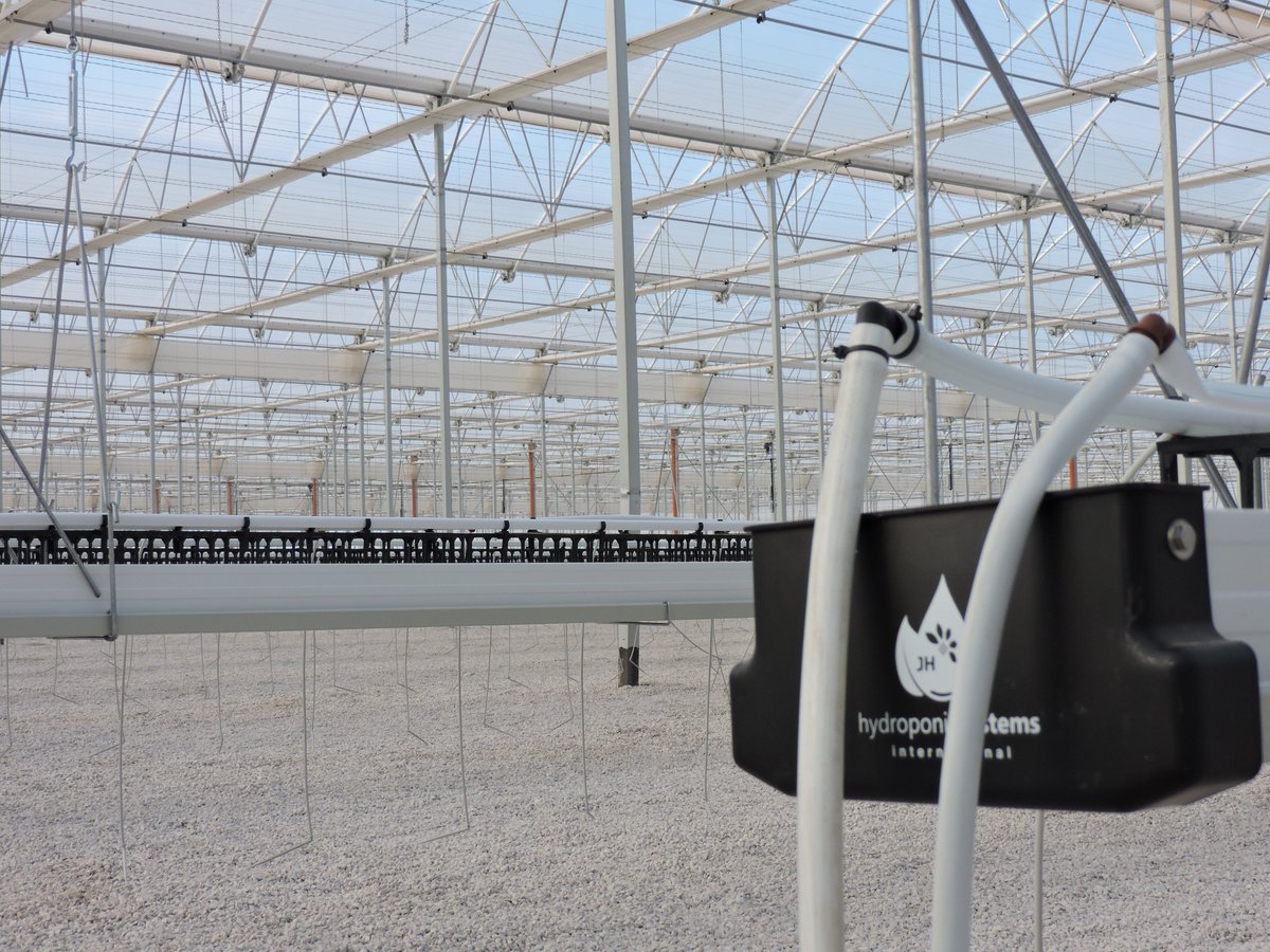 Hydroponic Systems tweet media