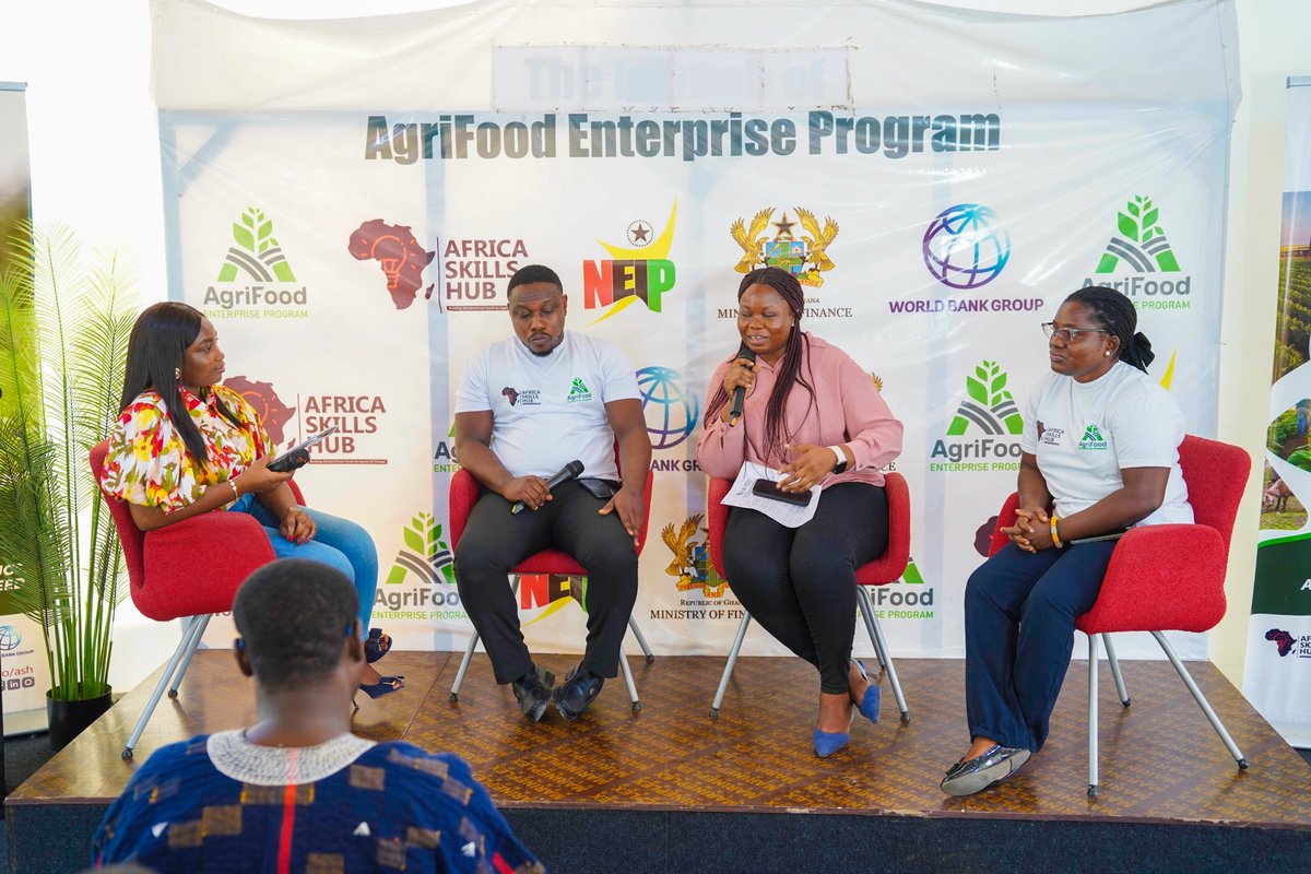 ASHAfrica_'s tweet photo. Congratulations to Our Second Cohort!

Last Thursday, we celebrated the graduation of 30 agripreneurs from the second cohort of our #AgrifoodEnterpriseProgram— driving a new era of innovation in Ghana’s agribusiness sector.

Standout Stories:

• Carl Appiah-Nyamekye is commercialising Dawadawa powder, a protein-packed spice made from fermented African locust beans, to bring this nutrient-dense product to wider markets.
• Anthoniatte Tampuli developed a rice flour alternative for Fufu, offering a healthier, gluten-free twist on the traditional cassava or yam-based staple.

What’s Next?

With mentorship from #ASHAftercare, these change-makers will receive tailored support, including business coaching, market access opportunities, and funding guidance. These efforts aim to scale their ventures, create jobs, and drive sustainable growth in their communities.

Program Impact:

The Agrifood Enterprise Program has empowered participants to achieve remarkable milestones:

• 50 graduates, each building a network of 49 new markets and connections.
• Beneficiaries made over 10,000 sales through exhibitions, partners, and industry experts.
• The program birthed 15+ new products and ideas.
• $7,000 in grants and loans accessed by over five beneficiaries.
• The training produced 20 social media content ideas and 15 new social media accounts.
This program continues to foster innovation, tackle challenges in agribusiness, and drive economic growth across Ghana.

Thank you to our trainers, partners, and supporters for making this milestone possible.

Check the event highlights below.

#Graduation #Cohort2 #AFEP