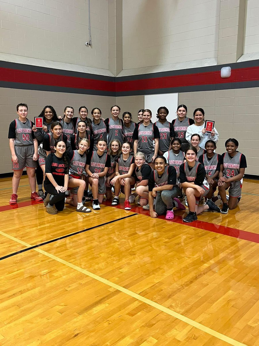 LadyLji's tweet photo. Lady Panther 7th Grade teams both came away with 2nd place in the BISD Basketball Showdown 🥈🔥 https://t.co/F0hUGDesRx