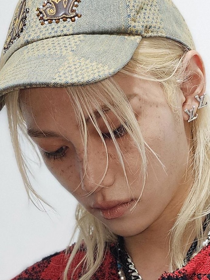 용복이 속눈썹 덮고자도될듯