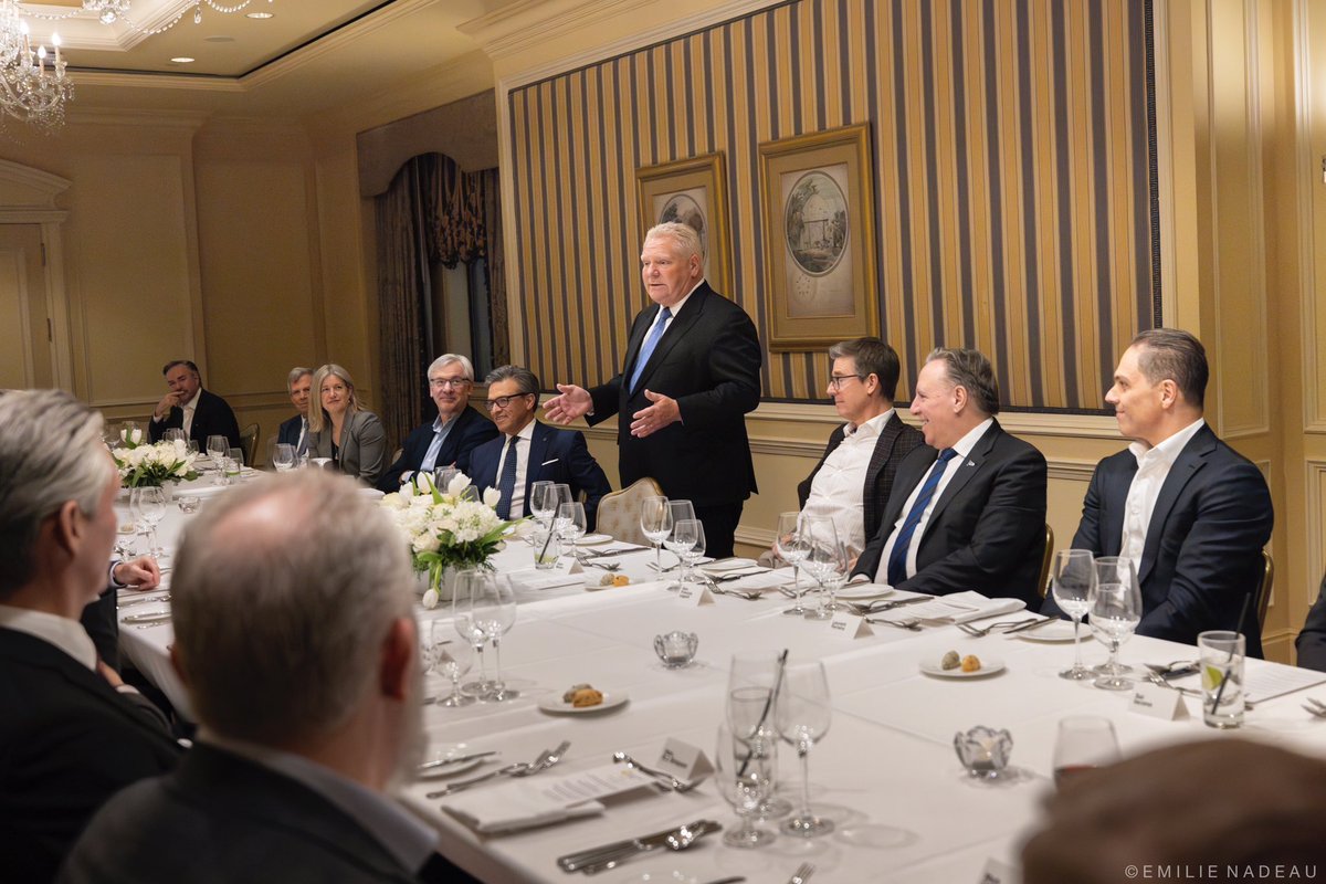 François Legault tweet media