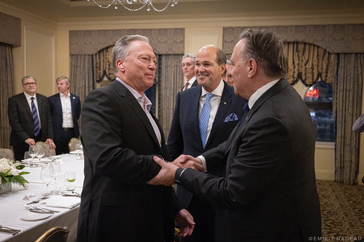 François Legault tweet media