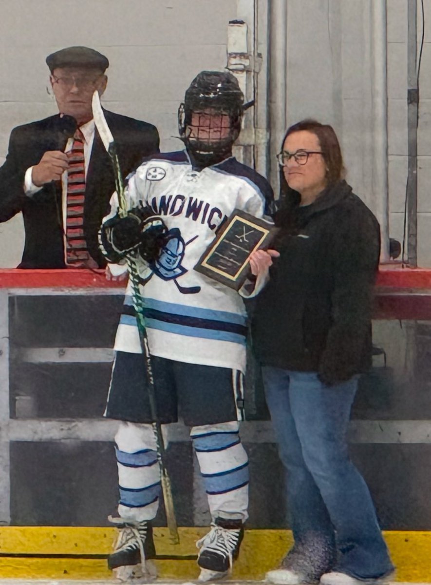 Congrats to Khloe Shultz on taking home the MVP award for the Gormley Cup. (4 Goals and 1 assist).