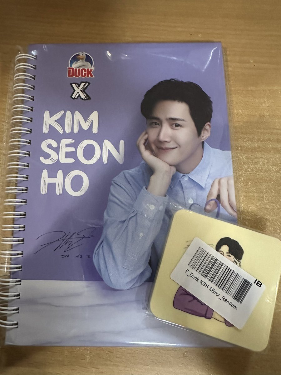Hyeona_MM's tweet photo. สมุดนี้ที่ต้องการก็มาแย้วว เหตุเกิดจาก 12.12😁
#DUCKxKimSeonHo #EffortlesslyClean
#DuckTH #DuckPro
#ไม่เปลืองแรงขัด
#คิมซอนโฮ #kimseonho #김선호 #キムソンホ #金宣虎 ◡̈ https://t.co/avpwt8OmHE