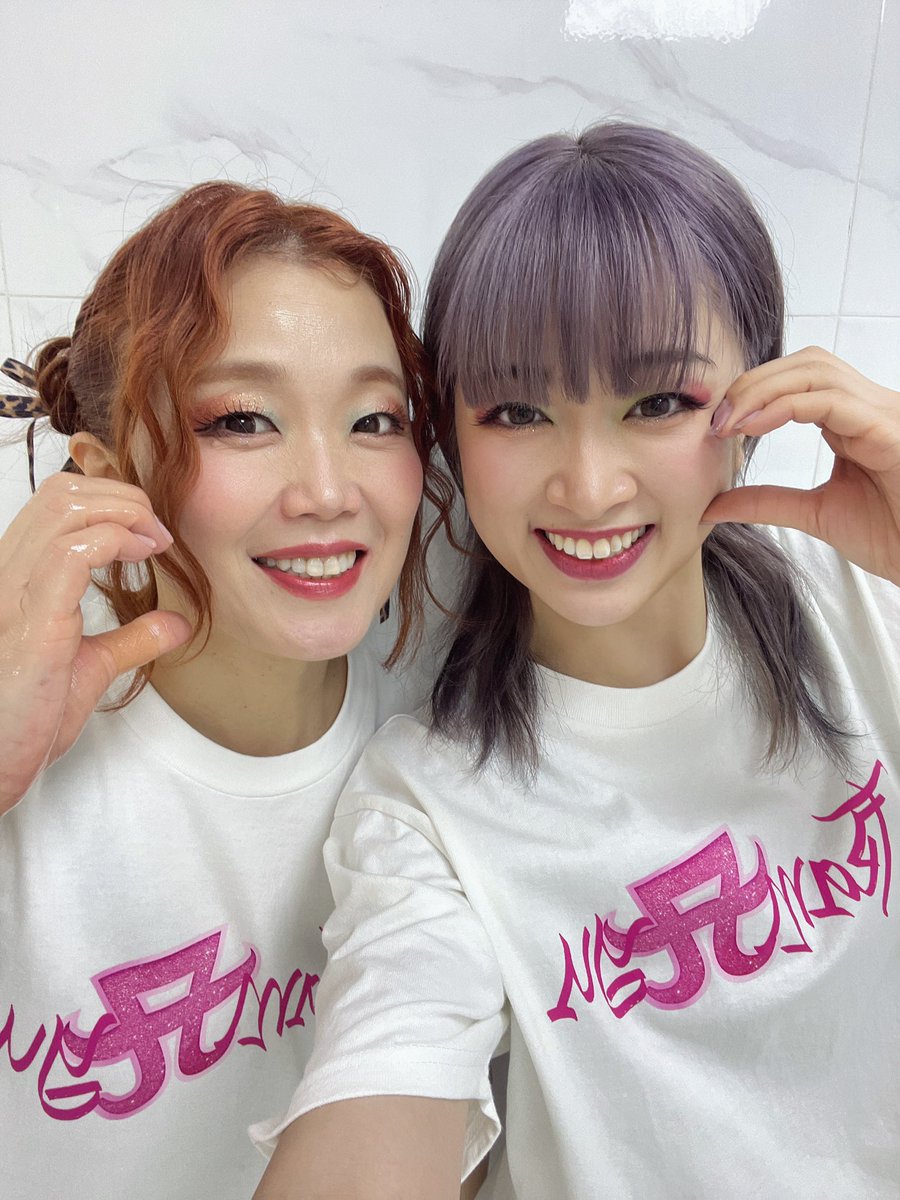mido_midoringo's tweet image. ayumihamasaki ASIA TOUR 2024A
~I am ayu〜
上海、成都、寧波、広州と廻らせて頂きました!🇨🇳🐼✨
中国の皆さんの物凄い熱気とあゆちゃんの物凄い人気を肌で感じて、
歌や音楽で繋がれるエンターテイメントの素晴らしさと感動を沢山頂きました!
ありがとうございました🙏
#ayuasiatour2024
#谢谢