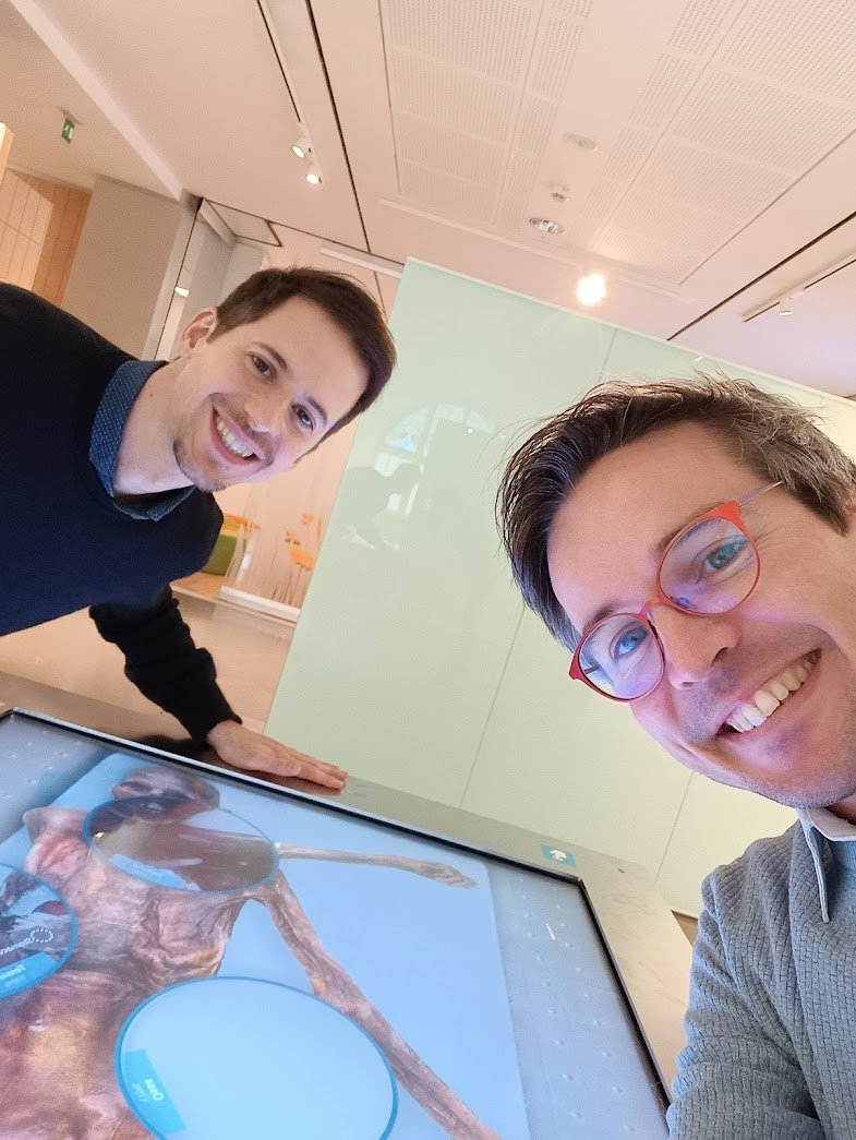 BrusselsBioarch's tweet photo. Last week, @Christophe_Fire was in Trento, to attend the MOLA workshop from @CapuzzoGiacomo's MSCA post-doc fellowship. The first exciting results were presented which use multi-isotope analyses of inhumation &amp; cremations in the Italian Alps from the Neolithic to the Bronze Age🔥 https://t.co/YLDoyx2458