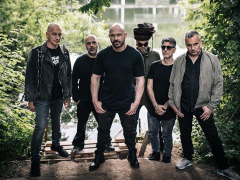 Almamegretta: “Sanacore, simbolo di contaminazione e convivenza” rockol.it/news-748824/al…