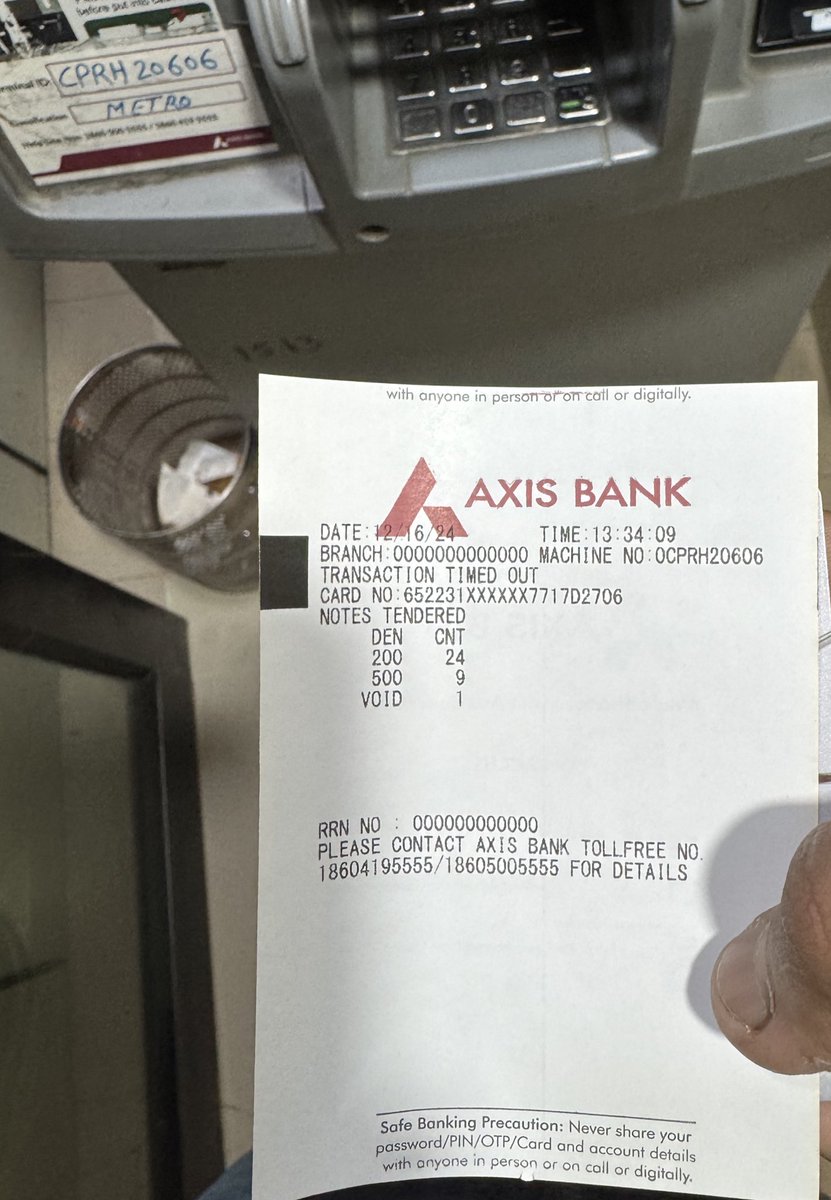 GuptaAbhishray's tweet photo. I have deposited ₹9500 in my axis bank through my axis bank ATM card, but still didn’t deposited in axis Bank, India @AxisBank @AxisBankSupport https://t.co/n4HU5gzBl3