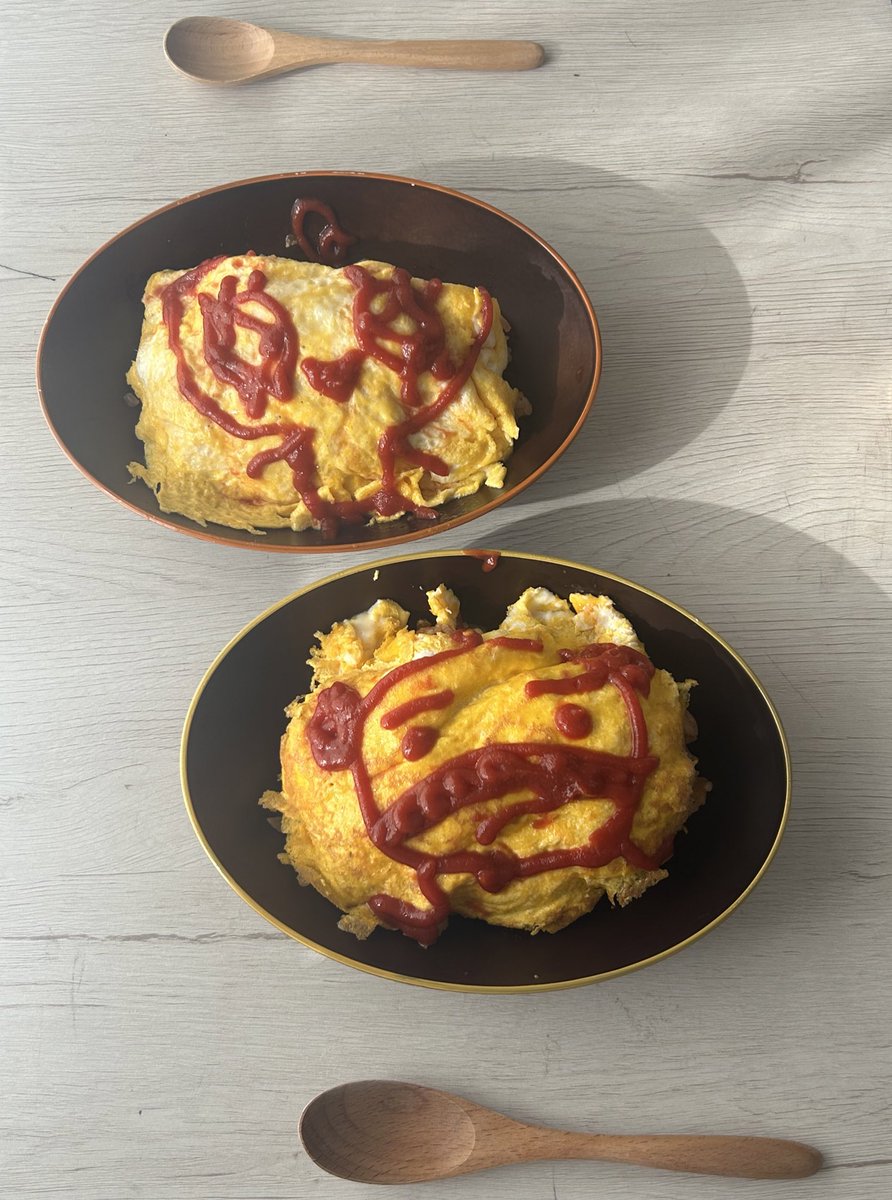 今日はめめっちおやじっちオムライス＾ỏ～