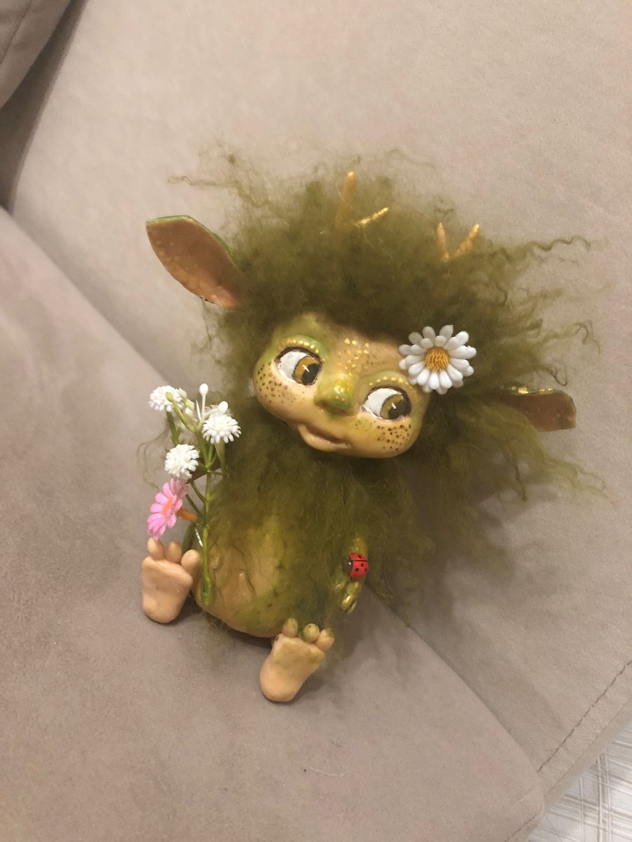 Ragneidr's tweet photo. Come up with a name for this creature
polymerclay toy - troll
#polymerclay #hendmade #doll #artdoll #artdolls #handmadetoys #polymerclayartist #polymerclaydolls #art #artifact #пластика #кукла #арткукла #полимернаяглина #fantasy https://t.co/sDv15xUhTr