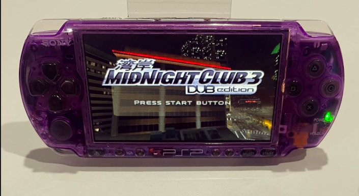 PlayStalgiaX's tweet photo. Staying up late with your PSP just hit different man... https://t.co/DvqPYRx4rT
