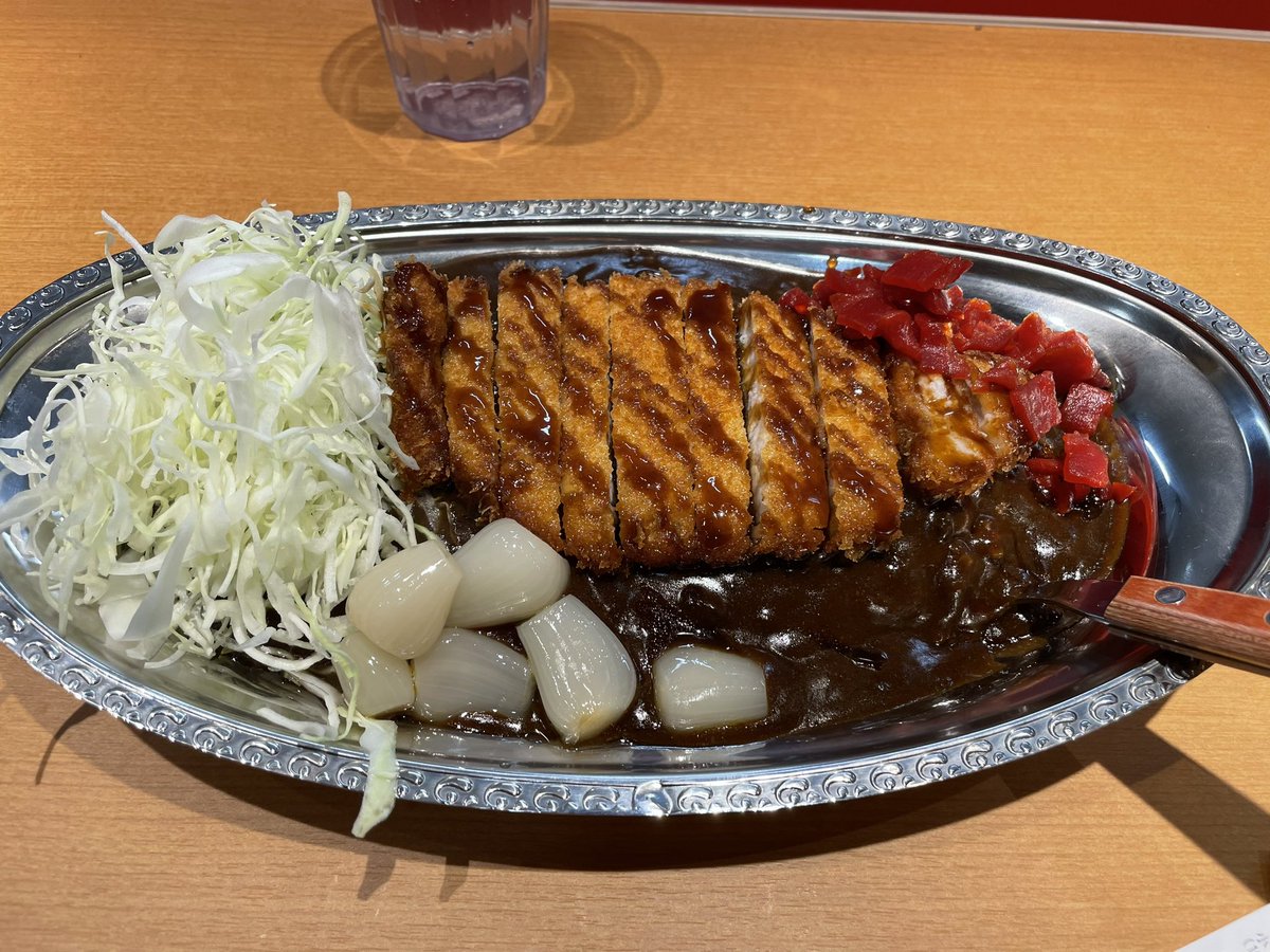 中野にゴーゴーカレーが出来たと聞き
早退して食べに来た。
美味し。