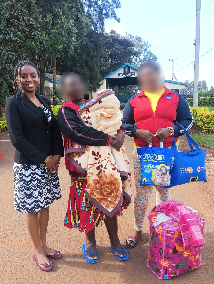 LK, a pregnant mother of four, was jailed after a tragic domestic incident, unable to raise $160 for bail. <a href="/JusticeNest/">Justice Nest</a>  secured her release, reuniting her with her children. Now, she dreams of rebuilding her life. Support families like LK’s: justicenest.org/donate.