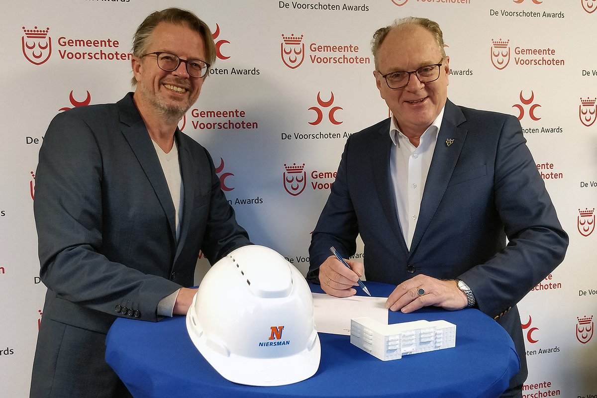 Niersman Projectontwikkeling en gemeente Voorschoten sluiten anterieure overeenkomst voor Raadhuislaan 41-47. Lees meer via 👉tinyurl.com/55sf7wuu.