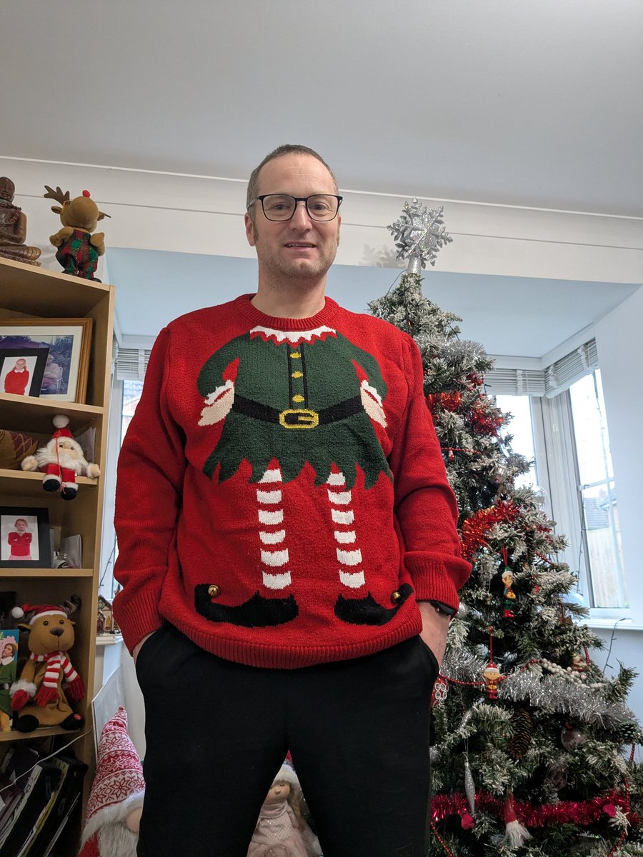 Ryan Barkle (@ryanb_bromford) on Twitter photo Day 16 for <a href="/YLvsCancer/">Young Lives vs Cancer</a>
What is a reindeer's favourite sport?
Stable Tennis
justgiving.com/page/ryan-bark… Day 16 for <a href="/YLvsCancer/">Young Lives vs Cancer</a>
What is a reindeer's favourite sport?
Stable Tennis
justgiving.com/page/ryan-bark…