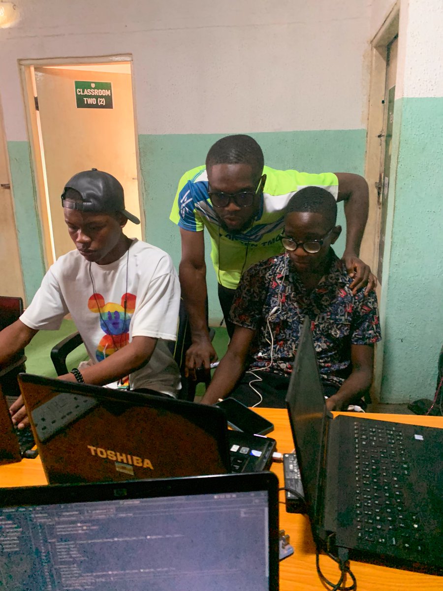 TechFacultyNG's tweet photo. New week, new opportunities with Nnewi Tech Faculty!✨

Start your journey toward mastering tech skills today. 

Registration is still open for our January classes—don’t wait to create the future you deserve!

#NnewiTechFaculty
#MondayMotivation #TechForTheFuture #LearnTechWithUs https://t.co/8WSyK3WD3Z