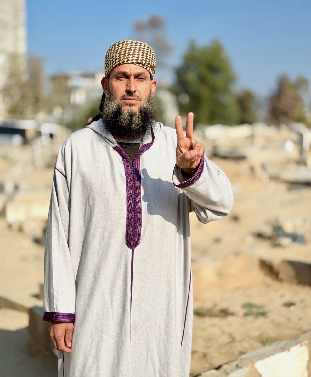 روح الروح..
تقبلك الله في الشهداء
استشهاد خالد نبهان (أبو ضياء) بعد قصف مدفعي استهدف المنطقة الوسطى.