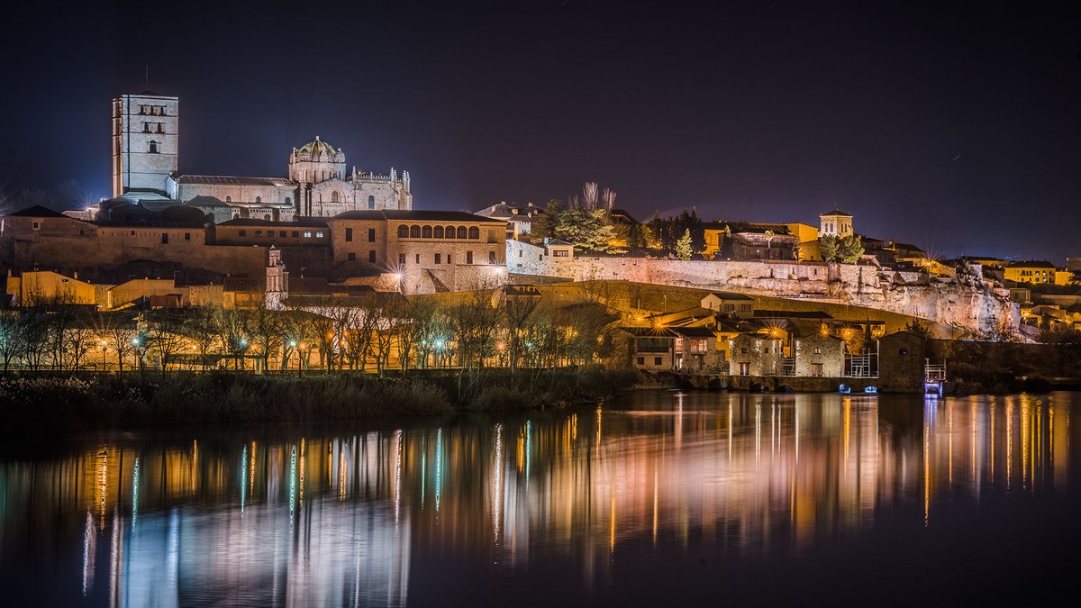 Ayer #Zamora registró la temperatura media más baja de TODAS LAS CAPITALES DE PROVINCIA DE ESPAÑA en el año 2024.

 -1,5 ºC de media.

Máxima: 1,8 ºC.  Mínima: -4,8 ºC.

Ninguna capital de provincia tuvo un día tan gélido en 2024 como el que tuvimos ayer en Zamora.