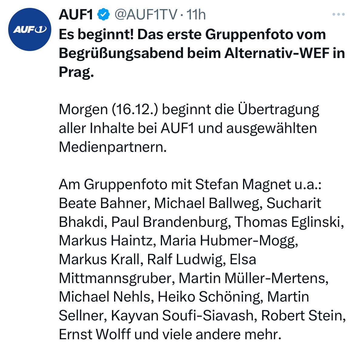 KreilChristian's tweet image. Das Milieuportal #Auf1 hat den völkisch-esoterischen Komplex in eine Halle geladen, filmt mit und sagt: Das ist das „Alternative World Economic Forum“.