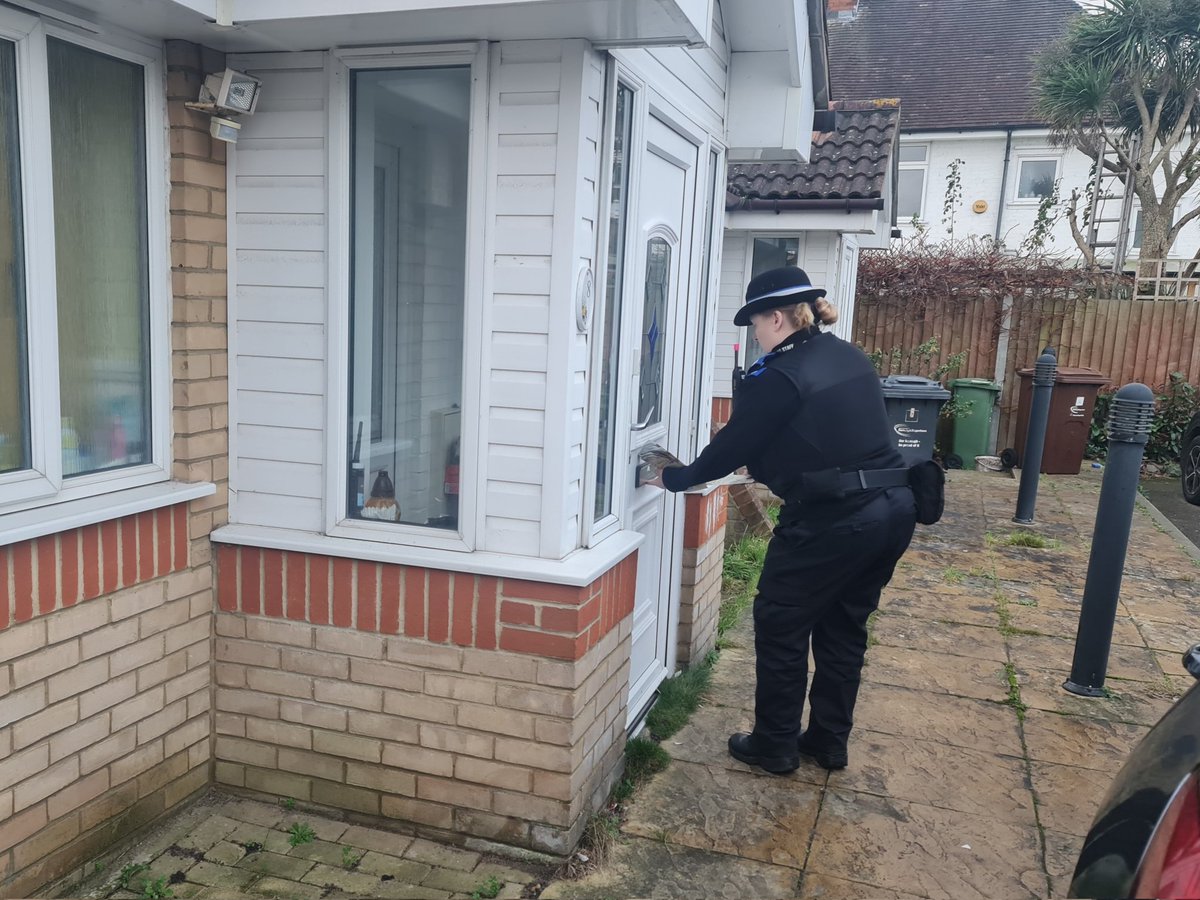 Becontree Police (@mpsbecontree) on Twitter photo Today, as part of our #MeetYourStreet initiative, we stopped by Campden Way to share practical tips on staying safe and preventing crime. Building safer communities, one street at a time! #CommunitySafety #Dagenham
<a href="/MPSBarkDag/">Barking & Dagenham MPS</a>
<a href="/CllrDRodwell/">Cllr Darren Rodwell</a>
<a href="/lbbdcouncil/">Barking and Dagenham Council</a>
1100EA Today, as part of our #MeetYourStreet initiative, we stopped by Campden Way to share practical tips on staying safe and preventing crime. Building safer communities, one street at a time! #CommunitySafety #Dagenham
<a href="/MPSBarkDag/">Barking & Dagenham MPS</a>
<a href="/CllrDRodwell/">Cllr Darren Rodwell</a>
<a href="/lbbdcouncil/">Barking and Dagenham Council</a>
1100EA