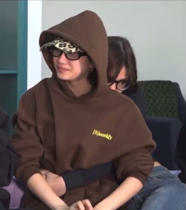 hoeofjho's tweet photo. sabi nga ni staku, hindi clingy si jho, clingy lang siya kay sheena

joshee 🥺❤️‍🩹 https://t.co/vifOkYvOX3