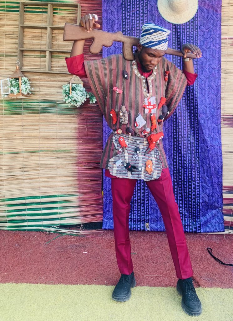 MrPrudentTV's tweet photo. 100% Steeze and composure
Yesterday @#YorubaParty
Aseyi samodun
Tiri gbosa for the conveners @egbeatelewo and @theayoadams https://t.co/VHq4OIznuw