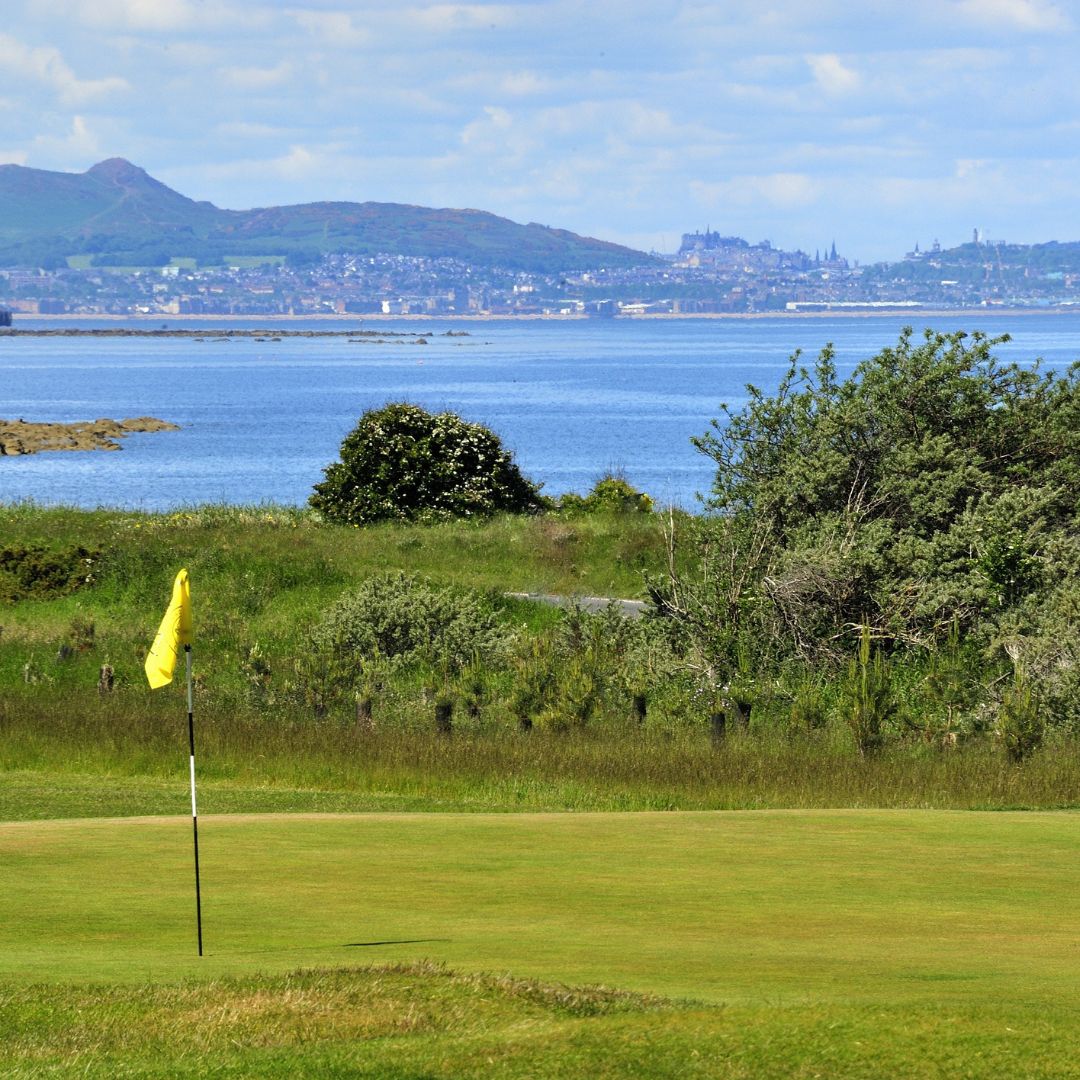 scotgolfcoast's tweet photo. The Dean is spacious and elegant, each room filled with curio and antiques of interest and accommodation to a high standard. 

A great example of the wide range of places to stay on #scotgolfcoast

👉https://t.co/Vc6aoBiaIi https://t.co/evGCli4dL1