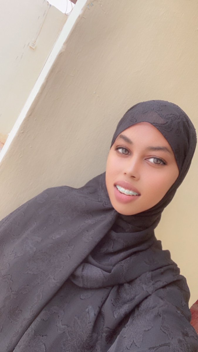 Amaal_Qaran's tweet photo. “Marka wax ka hadli waydid laba mid weye:inadan waxas dan ka lahayn ama in aad ku dhex tiinbatay ilaa heer aamus.” https://t.co/S0uXCERsvC