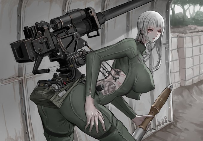 人型自走砲さん
砲兵掩体の中で準備してる
簡単な差分をFANBOXにあげてるんでよかったらどうぞ 