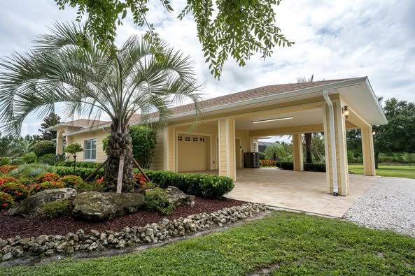 stfdd_fl's tweet photo. New Construction? Remodel? Additions? 🏡Full-service drafting and design to suit your needs. We focus on functional, Eco-friendly, and beautiful designs. 📞 Call us at (941) 342-9401. Let’s get started!

#homedesign #customdrafting #ecofriendly #dreamdesign #starttofinishdrafting https://t.co/uRN5GXTC8d