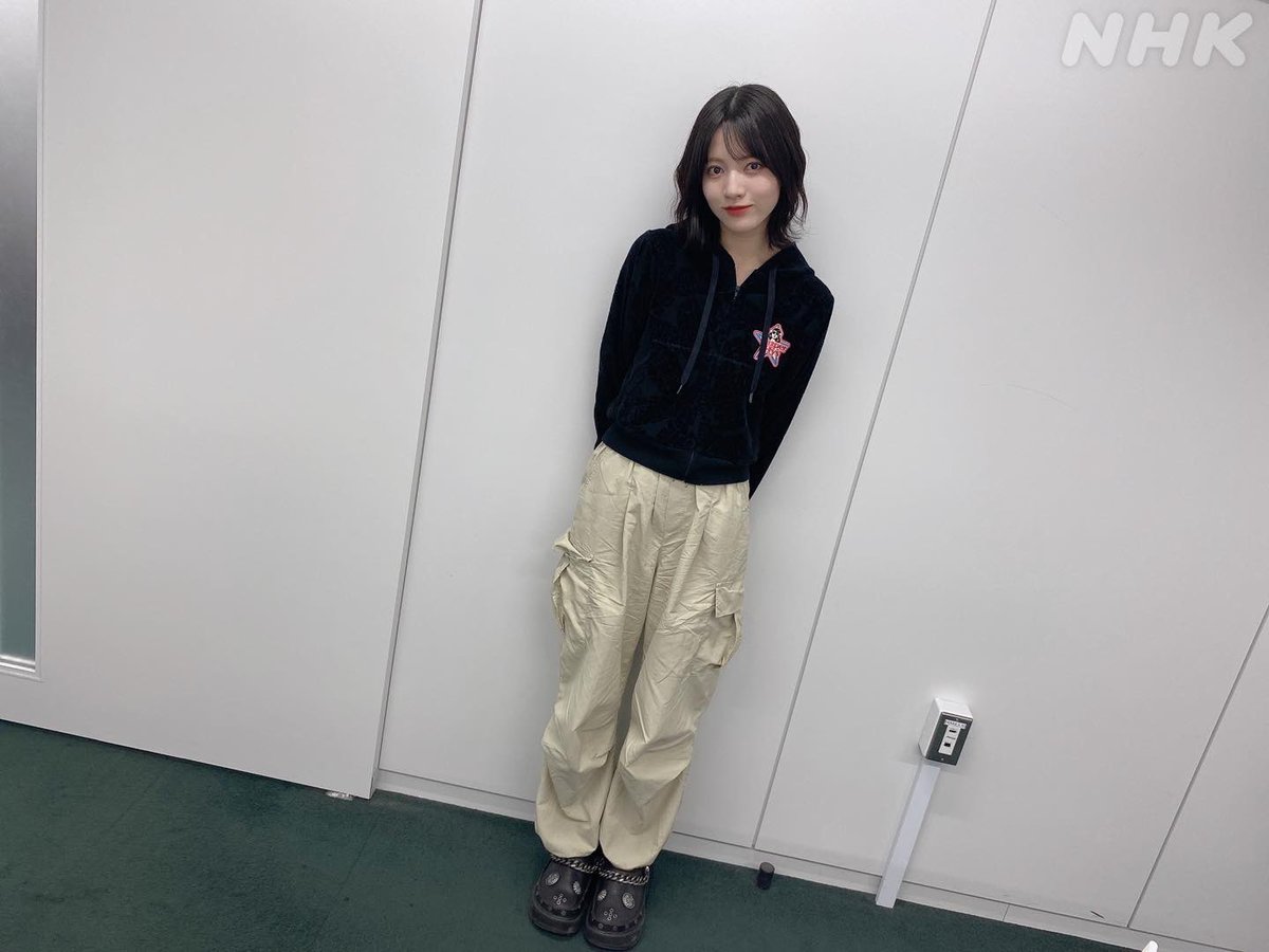 林瑠奈　直筆パーカー 💜#乃木坂46 #林瑠奈 ちゃん着用 □ HYSTERIC GLAMOUR FLAME LOGO柄