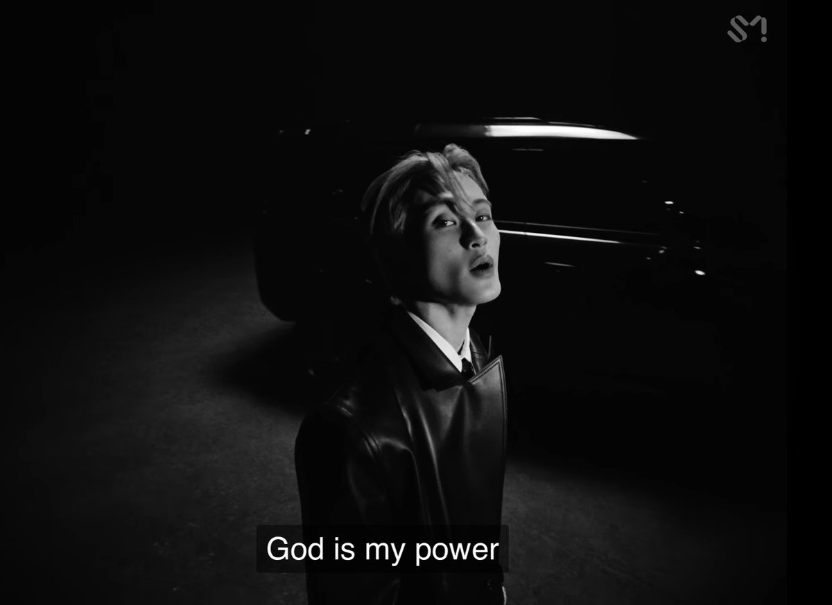 🗣️: mark lee bisa handle 3 unit, terus bisa bikin solo album juga tuh backingannya siapa sih? 

Mark lee: GOD IS MY POWER 🔥