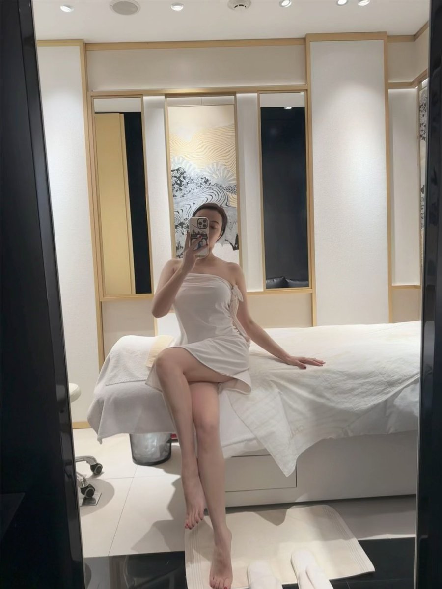 到香奈儿做个SPA，生活碎片🧩 https://t.co/YYmo6bNvuz
