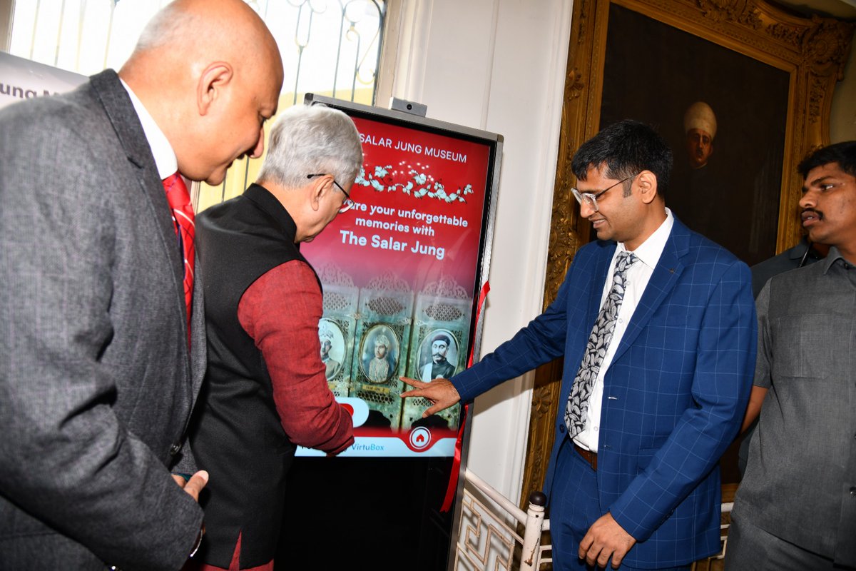 sjmhyd's tweet photo. Capturing history in style! 📸
The Hon’ble Governor of Telangana @Jishnu_Devvarma inaugurated the new digital selfie booth at the museum today. A perfect blend of culture and technology, now visitors can take home memories with a touch of innovation! #SalarJungMuseum #DigitalExp https://t.co/OBRUd7HCz4