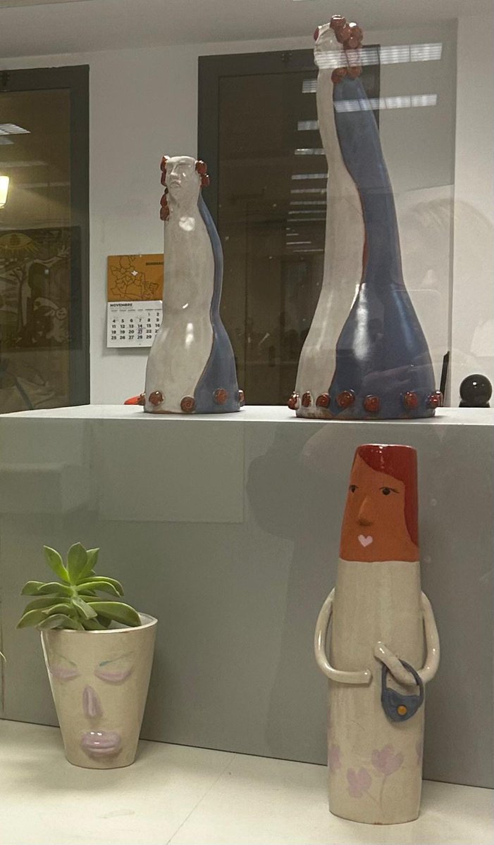 univ_po_pu_lar's tweet photo. 😍Os mostramos las obras que han realizado en el aula de #Cerámica en #UPMalvaRosa. El centro ha preparado una exposición de los trabajos elaborados desde comienzo de curso.
#UPValencia #UPAprendizaje #UPArte https://t.co/K4wOjpJyuR
