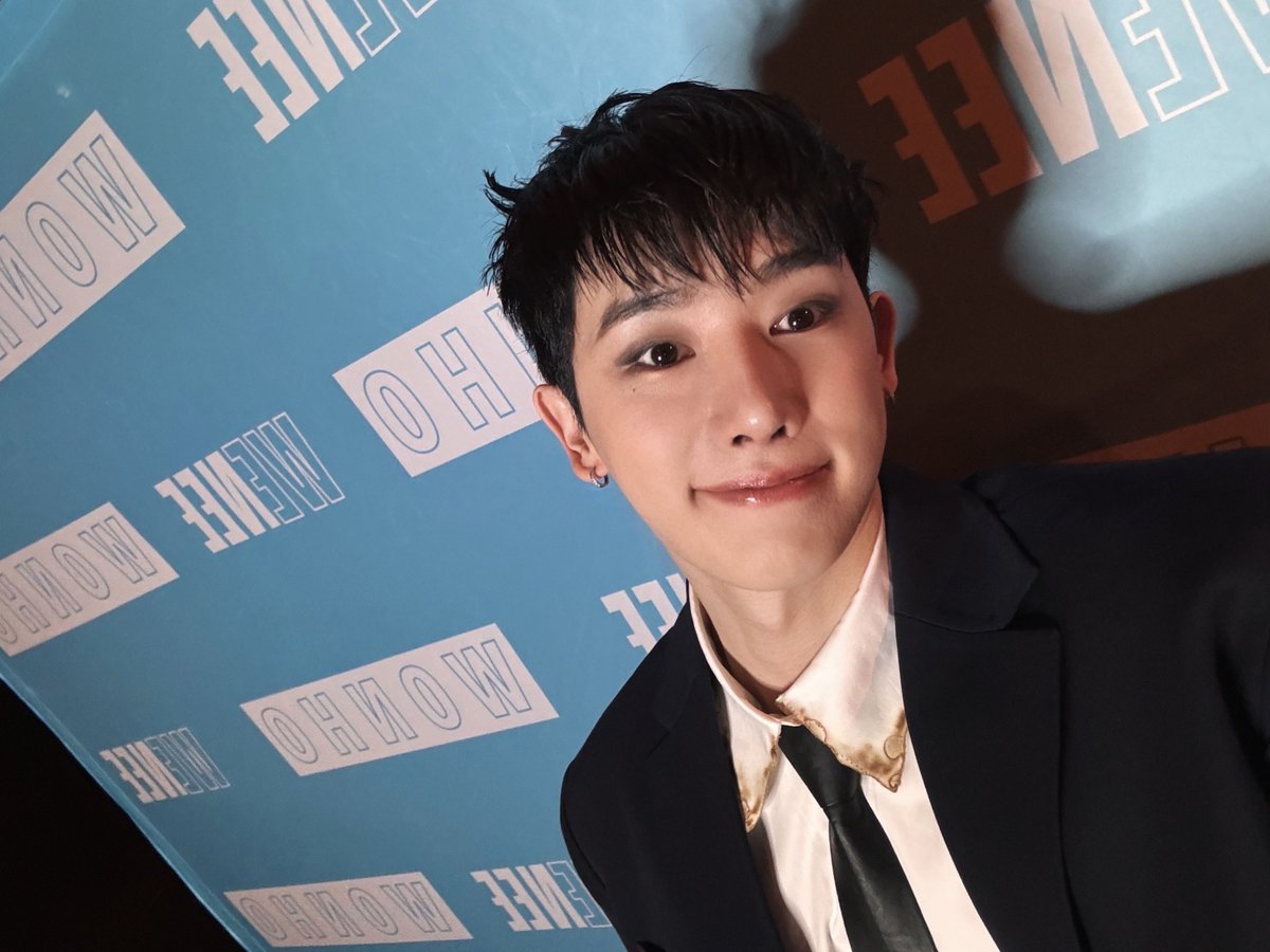 My first visit to Seattle feels way too short, which makes me sad. I'll come back again, so wait for me!

#원호 #WONHO
#WELCOMEBACK_WENEE