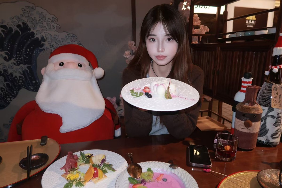 Capup__xx's tweet photo. 冬天的幸福织成一条围巾🧣 https://t.co/gL2p7iGmEe