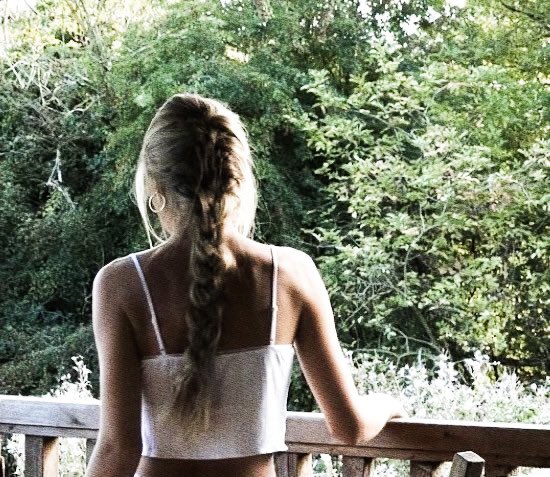 vulnerabIedoll's tweet photo. ᅠ
ᅠ            
ᅠ        ‧₊ .ᐟ  𝓼he   was    like   some  
        𝓼𝔀𝓪𝓷        princess      who 
        enchants         𖤓          one’s  
        imagination  𝓲𝓷  childhood. 

              (   𝓐𝙻𝙼𝙰 𝓣𝙷𝙾𝚁𝙽𝚃𝙾𝙽   )
ᅠ
ᅠ            
ᅠ https://t.co/dNOtHnLmZd