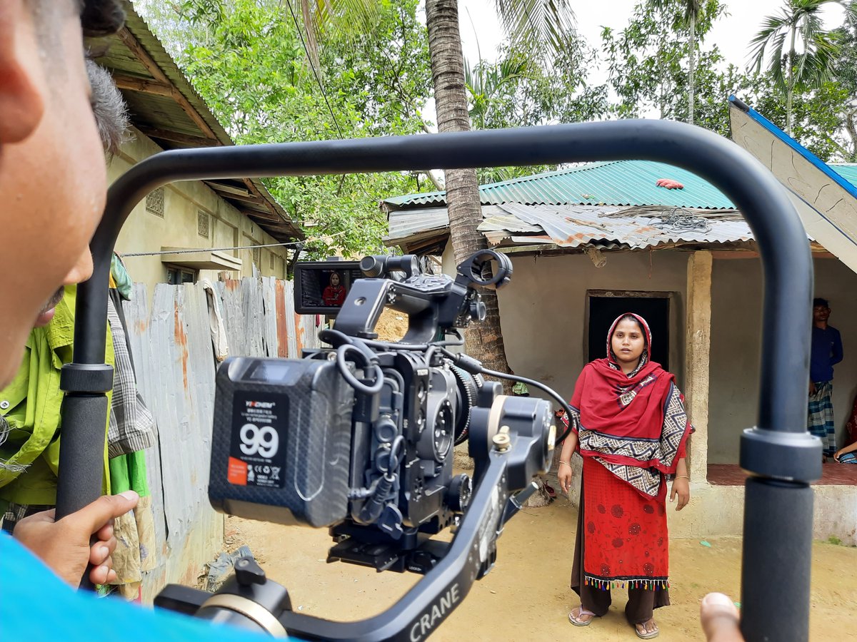 fixer_bd's tweet photo. 🧵Thrilled to support @FelixKost  in documenting @Misereor 's Sewing Machine Program in Bangladesh.

This initiative empowers Rohingya refugee &amp; underprivileged women, giving them financial independence to overcome domestic violence.🎥✨

#fixerinbangladesh #bangladeshfixer 🎥✨ https://t.co/A9WDOxgUsX