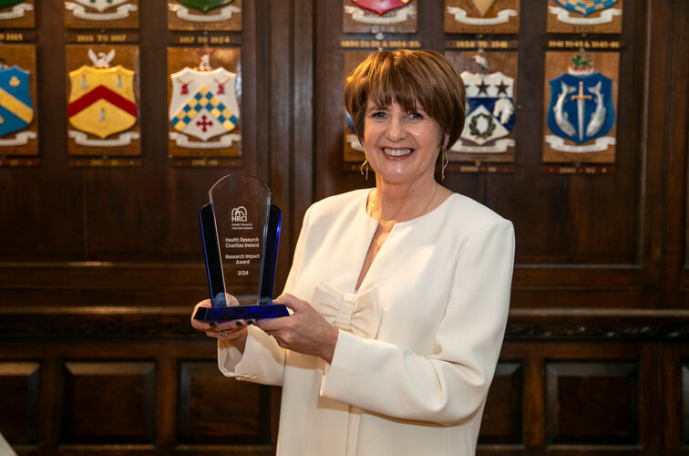 Trinity College Dublin (@tcddublin) on Twitter photo Warm congratulations to Prof <a href="/MccarrmMary/">Prof Mary McCarron</a> <a href="/TCD_SNM/">School of Nursing & Midwifery, TCD</a> on receiving the <a href="/HRCIreland/">Health Research Charities Ireland - HRCI</a> 2024 Research Impact Award for her work on transforming #dementia care for people with intellectual disabilities.
Read more: tcd.ie/news_events/to… #TrinityExperts #researchMATTERS #TrinityResearch Warm congratulations to Prof <a href="/MccarrmMary/">Prof Mary McCarron</a> <a href="/TCD_SNM/">School of Nursing & Midwifery, TCD</a> on receiving the <a href="/HRCIreland/">Health Research Charities Ireland - HRCI</a> 2024 Research Impact Award for her work on transforming #dementia care for people with intellectual disabilities.
Read more: tcd.ie/news_events/to… #TrinityExperts #researchMATTERS #TrinityResearch