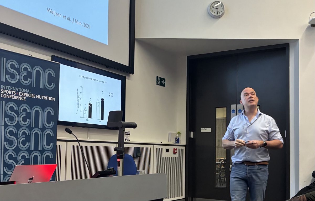 Up first, Prof van Loon taking his through what’s new in protein supplementation! ⁦<a href="/sportexercise/">ISENC</a>⁩