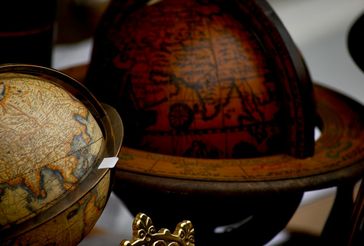 Zeynep Gülşah Çapan has a new article in <a href="/RISjnl/">RIS</a> on the historical turn in IR!

'History in the plural: Reconfigurations of past–present–future'

The article is open source, so you can read it here now 👉 doi.org/10.1017/S02602…

@CUP_Polisci