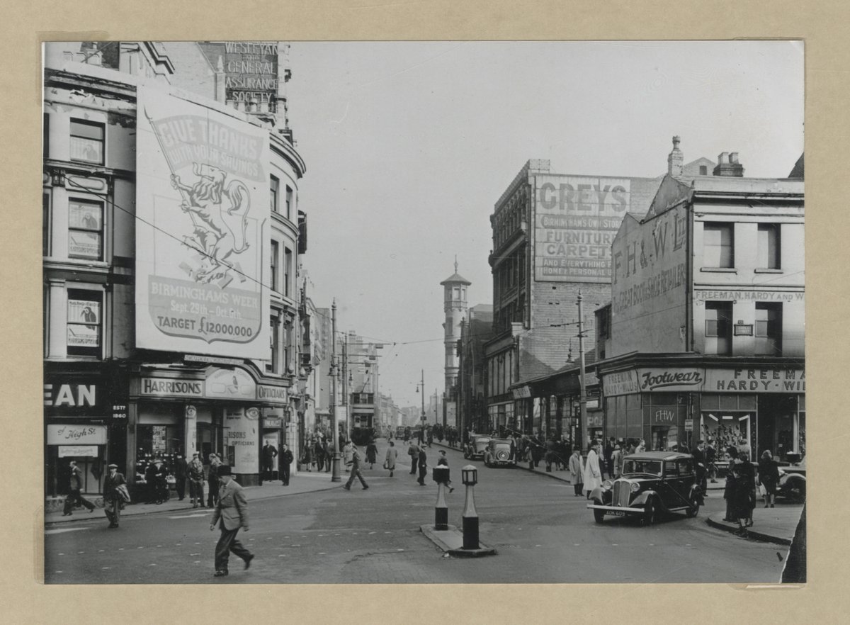 coralsphotos's tweet image. A bustling Steelhouse Lane, circa 1940s, includes advertising for Birmingham&apos;s Week, a national savings scheme set up to enable the public to raise money for warships. tinyurl.com/mxswcwrm #Birmingham #Brum #WorldWarTwo #WWII